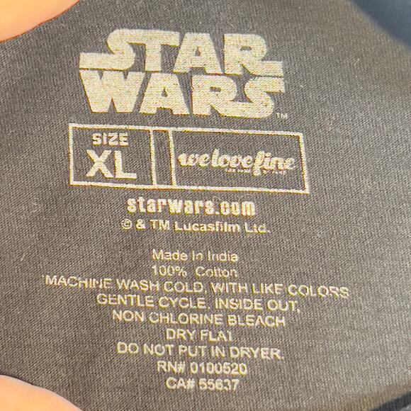 Star Wars The Force Awakens T-Shirt Woman's XL Black with Front Graphic - Picture 3 of 10